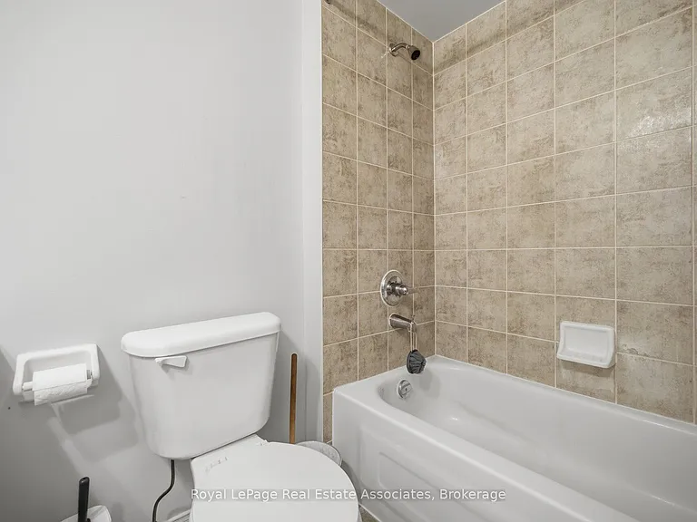 70 Echoridge Dr — Photo 39