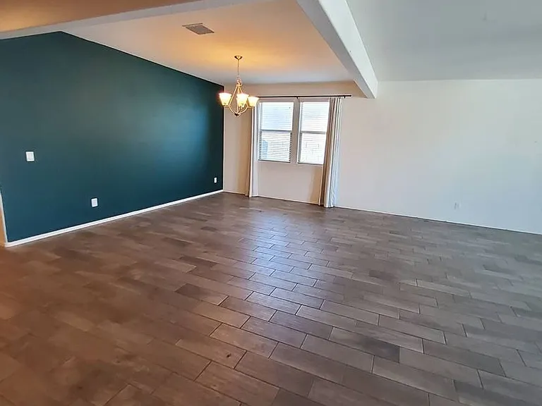 5630 N 188th Ln — Photo 12
