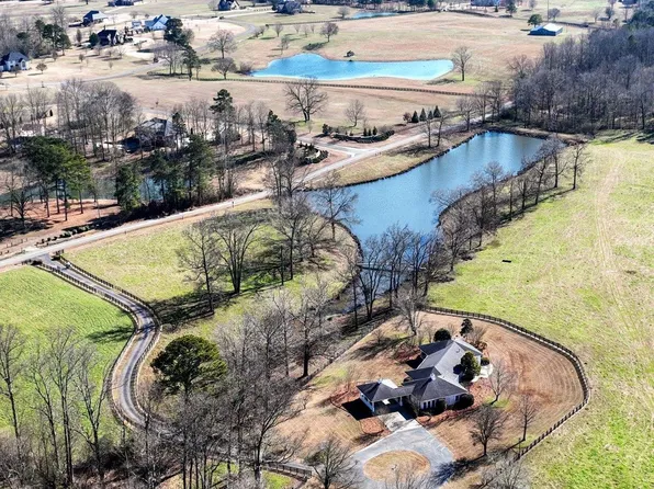 1939 County Road 1319, Cullman, AL 35058