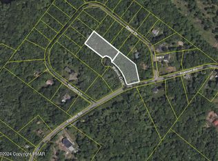 Lots 18 19 Walnut Cir, Cresco, PA 18326