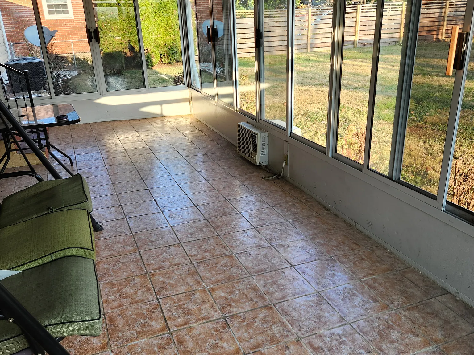 3 bed, 2.5 bath, 2000 sqft, $2,500 — Photo 4