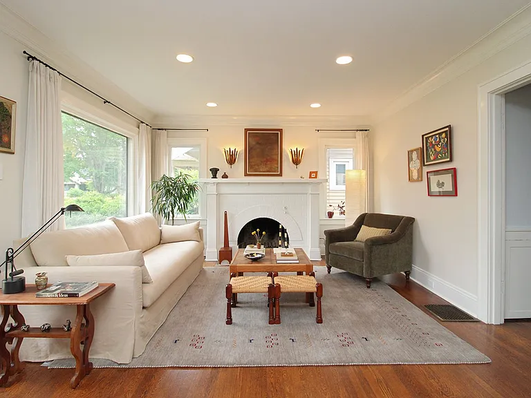 3112 NE Knott St — Photo 4
