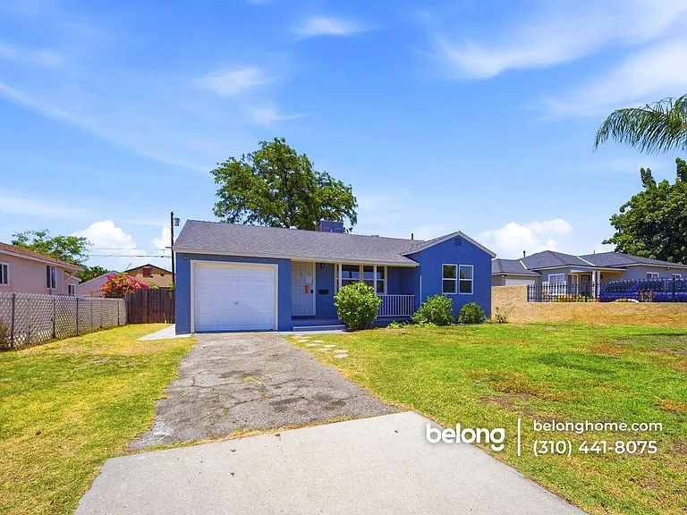 8133 Gentry Ave — Photo 22