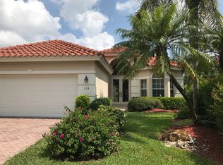 135 April Sound Dr, Naples, FL 34119