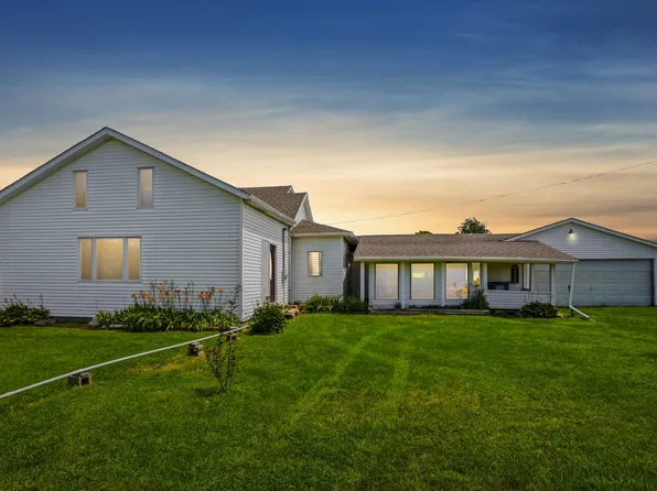 17264 E 2500th St, Annawan, IL 61234