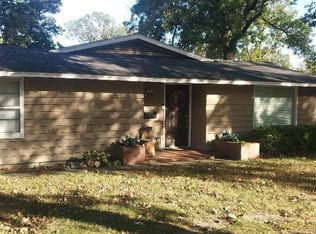 902 S Central Ave, Chanute, KS 66720