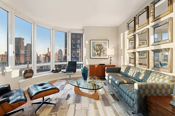 Sold by Corcoran | media 6