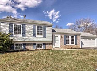 3527 Countryside Ln, Camp Hill, PA 17011