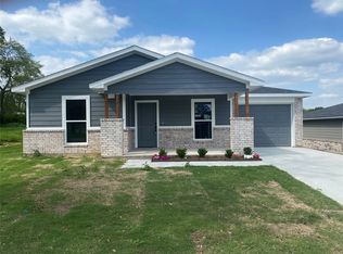 2409 Miller St, Denison, TX 75020