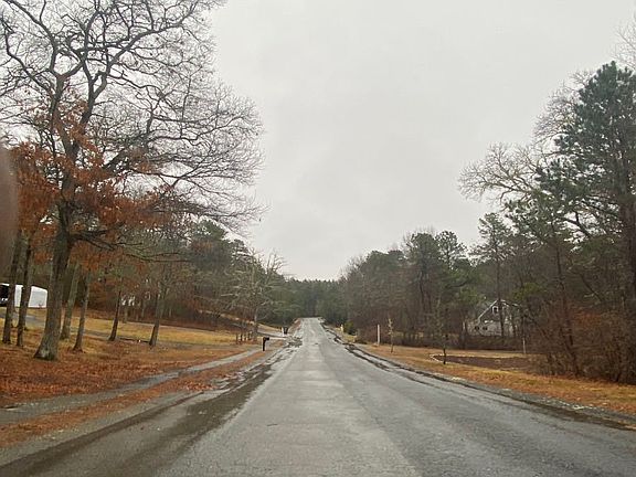 4th image of 212 Bournehurst Dr