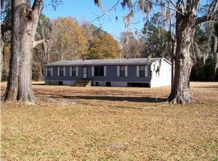 721 Calvin Ln, Bonneau, SC 29431