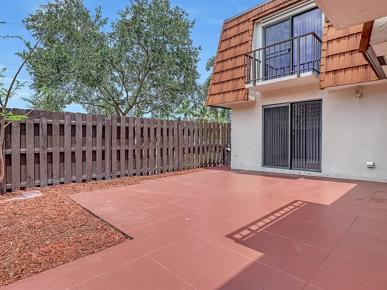 6335 Red Pine Ln #A — Photo 25