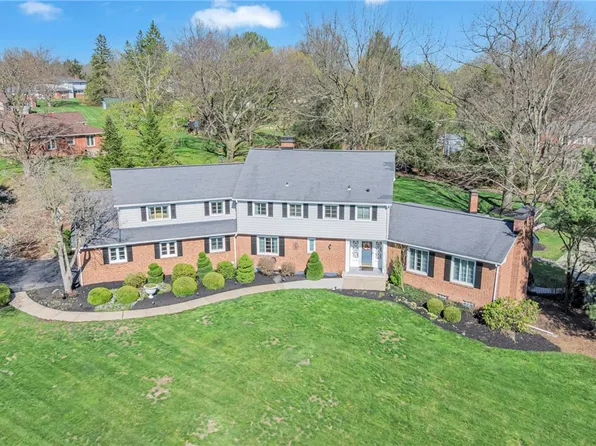 126 Windy Ghoul Dr, Beaver, PA 15009