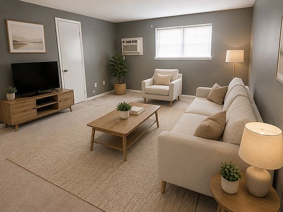 3rd image of 1701 W Congress St #11067568