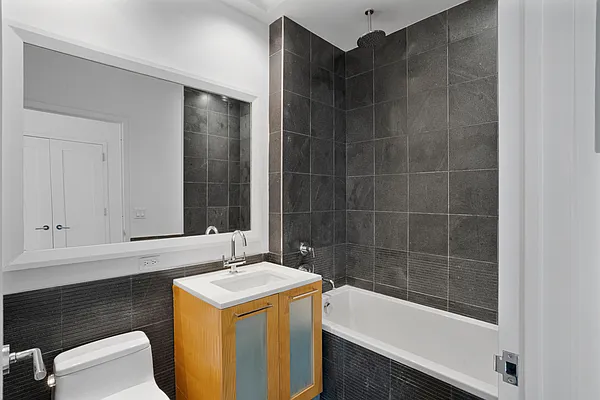 Rented by Nest Seekers International | media 34