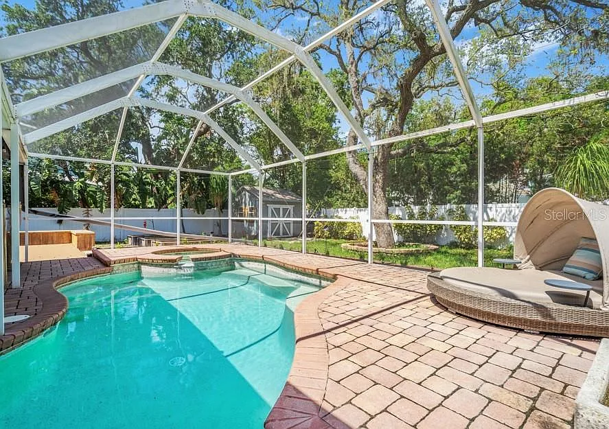 3 bed, 2.0 bath, 1478 sqft, $5,000 — Photo 2
