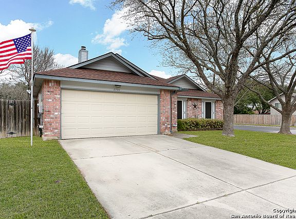 2nd image of 2700 Poplar Grove Ln