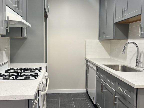 2nd image of 279 Temple Ave APT 2