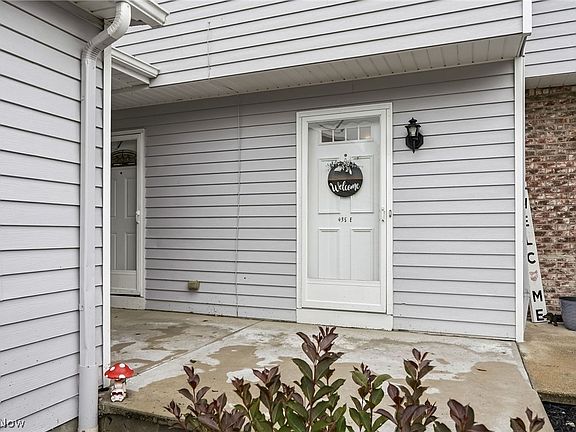 3rd image of 435 Abbeyville Rd #E-5