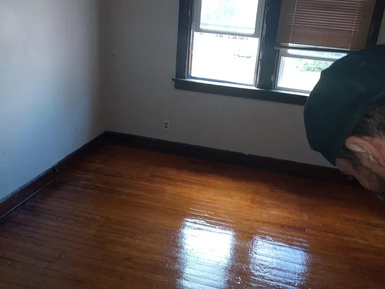 4219 E 114th St #3 — Photo 2