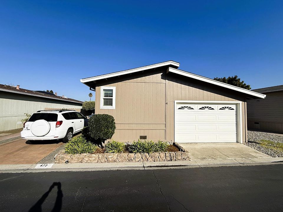 1st image of 472 Chateau La Salle Dr #472