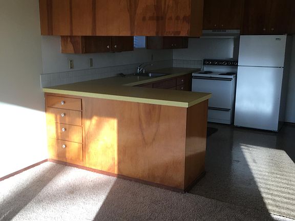 2nd image of 1124 Market St APT 3