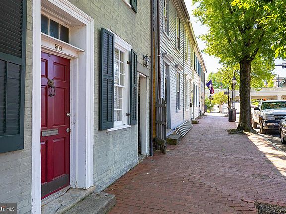 5th image of 509 Caroline St