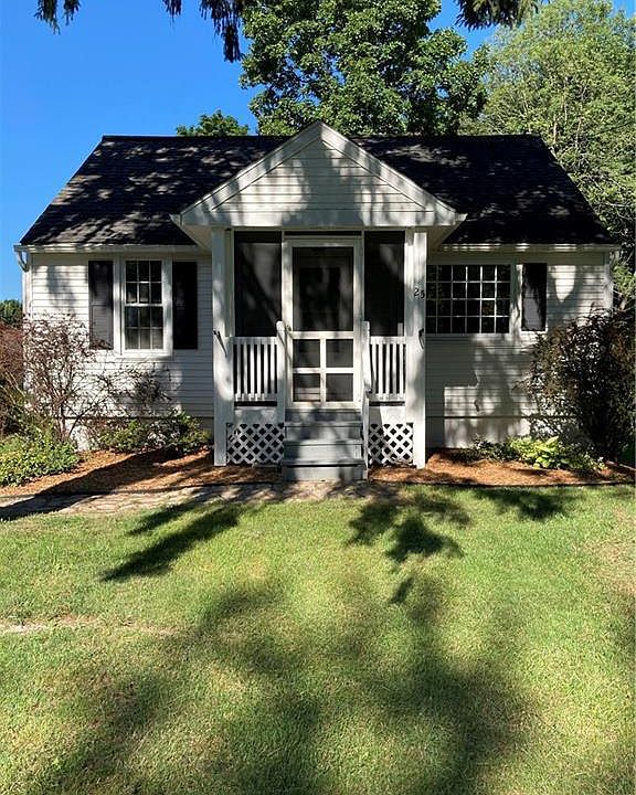 1st image of 25 Artillery Ln