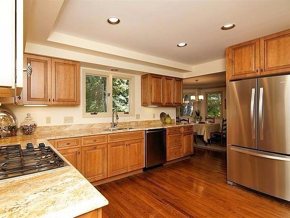5th image of 6270 Turpin Hills Dr