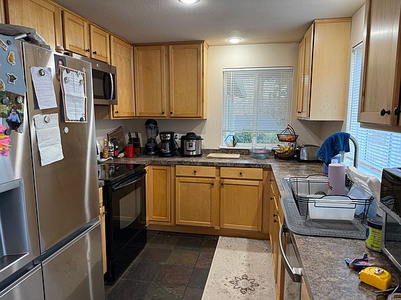 3rd image of 7509 143rd Ave NE