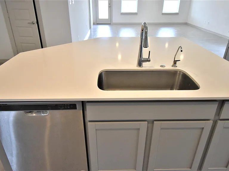 4023 Yonkers Valley Ln — Photo 3