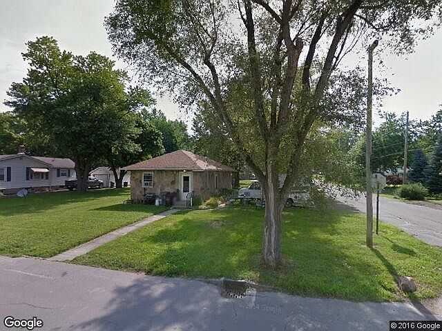 1st image of 200 N Dewey Ave