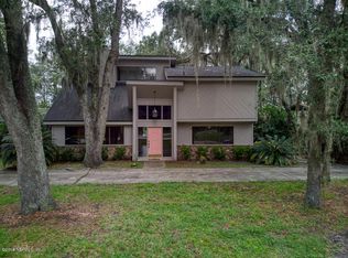 3520 Hidden Lake Dr E, Jacksonville, FL 32216