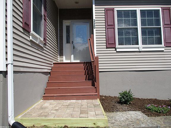 5th image of 320 Wisteria Dr