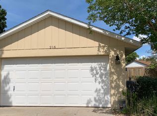 216 Eastridge Dr, Eustis, FL 32726