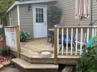 1865 Leland Rd, Smiths Creek, MI 48074