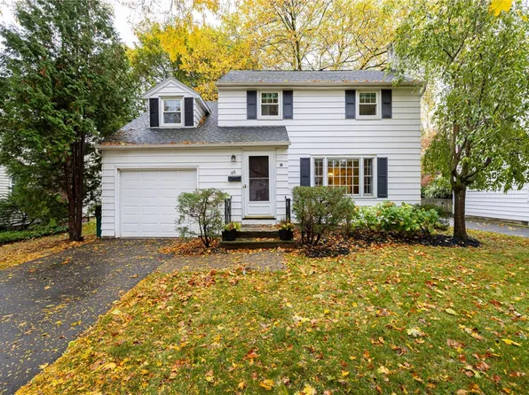 48 Willowdale Dr, Rochester, NY 14618