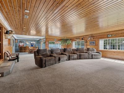 11413 Bren Rd, Minnetonka, MN, 55343