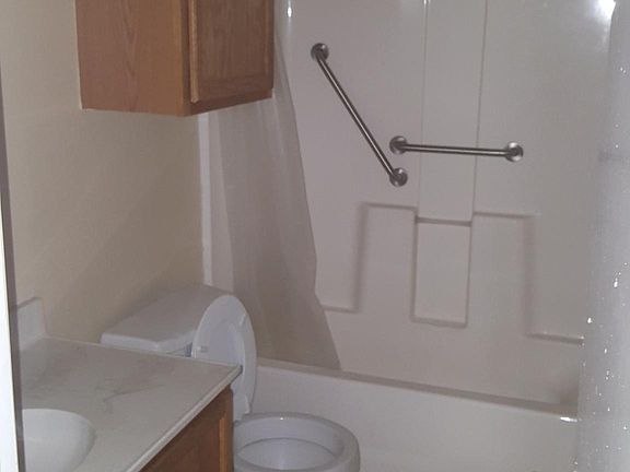3rd image of 800 N 27th St APT 57
