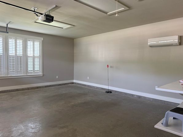 23261 Dwelling Ct, Andalusia, AL 36421