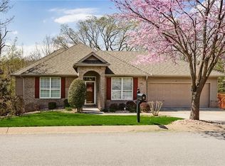 15 Glenbrook Ln, Bella Vista, AR 72715