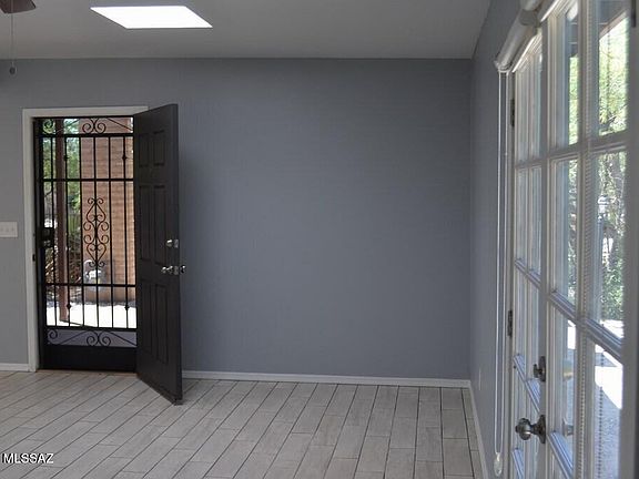 2nd image of 9159 E Broadway Blvd
