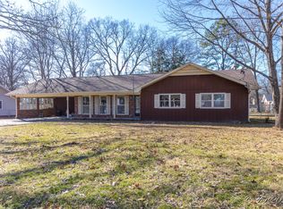 2823 Laurie Dr, West Plains, MO 65775