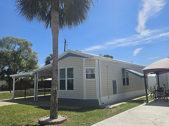 3rd image of 2626 NE Highway 70 #309