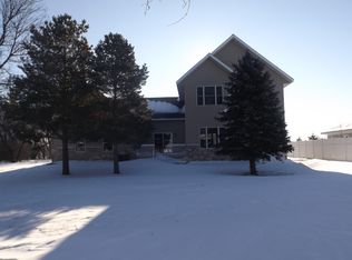 3080 Lake Campbell Dr, Brookings, SD 57006