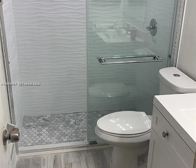 1403 White Pine Dr — Photo 3