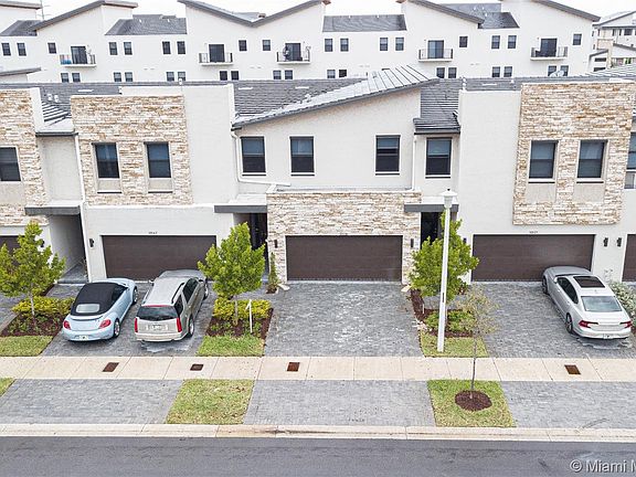 2nd image of 10539 NW 81st Ter #10539