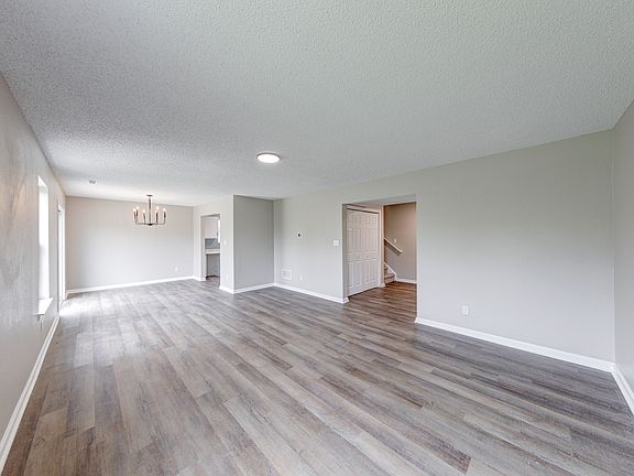 4th image of 4056 Orchard Valley Ln