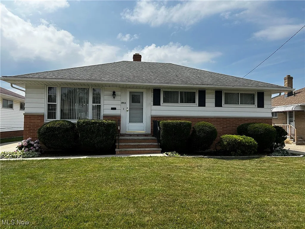 15512 Shirley Ave photo 1