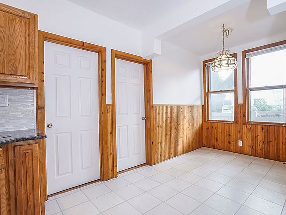 4th image of 6024 62nd Ave